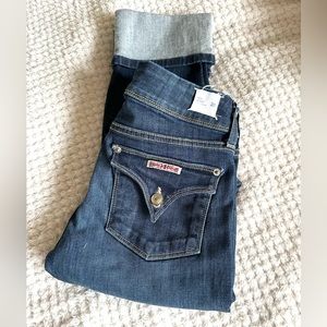 Hudson straight leg with cuff. Jeans are in perfect condition. Size 26.